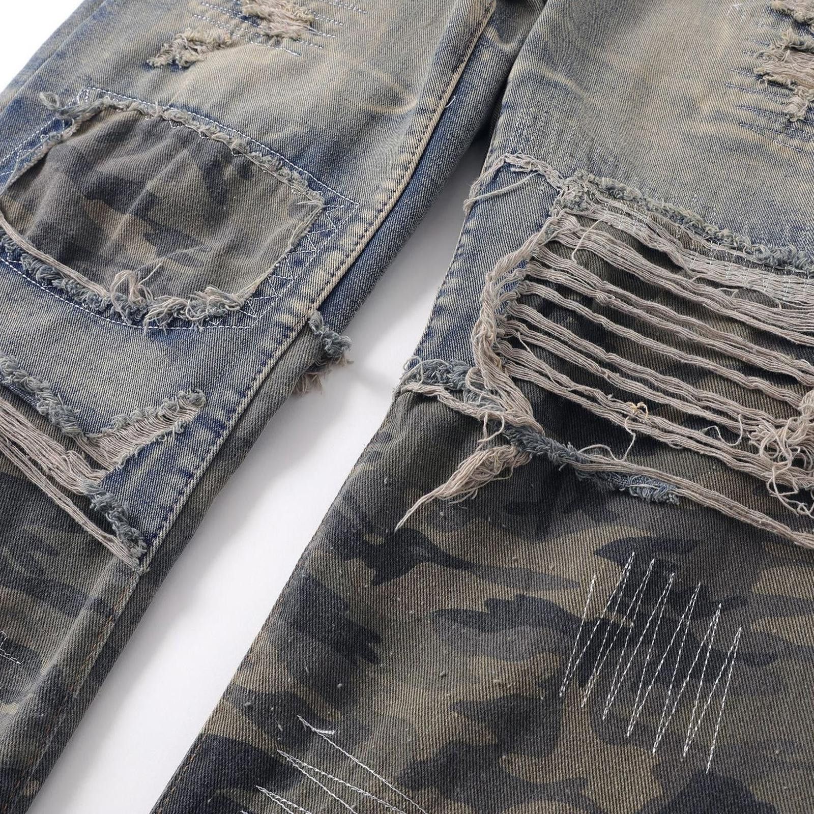 Japanese Brand Distressed Camouflage Patch Wide Leg Jeans Size US 32 / EU 48 - 3 Thumbnail