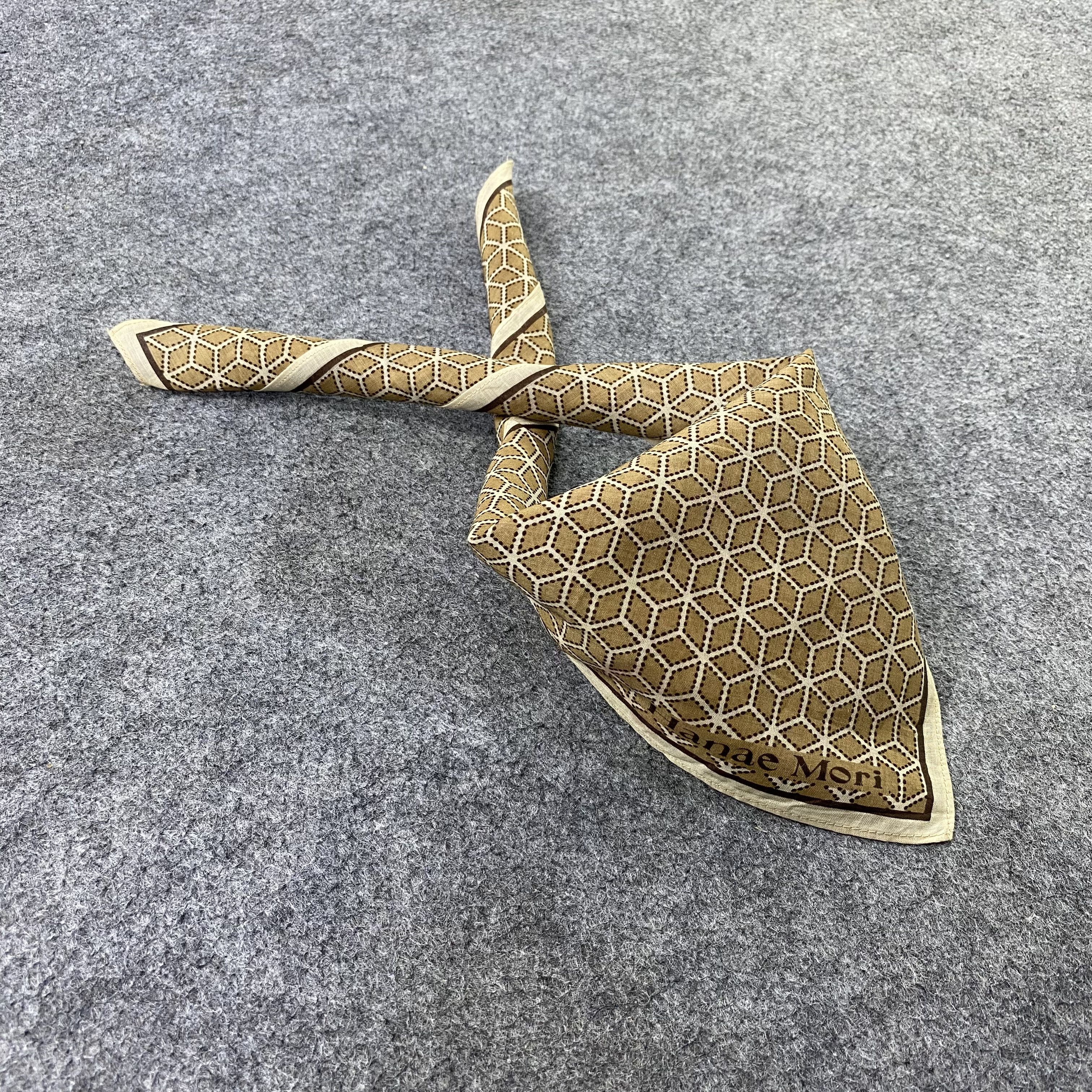 Hanae Mori Hanae Mori Handkerchief Neckerchief Bandana-B2015 Size ONE SIZE - 1 Thumbnail