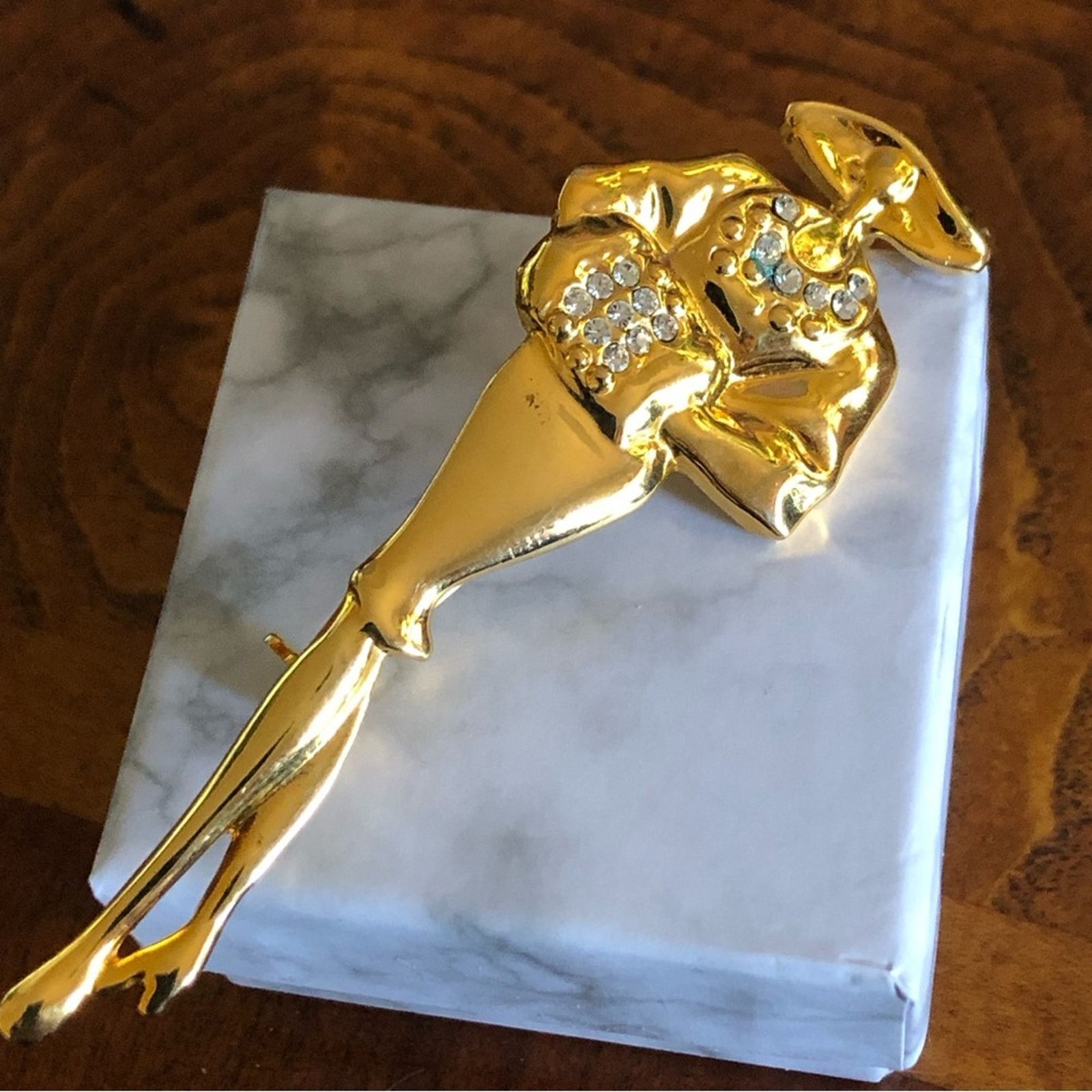 Vintage Vintage stylish lady gold plated rhinestone brooch pin Size ONE SIZE - 1 Thumbnail