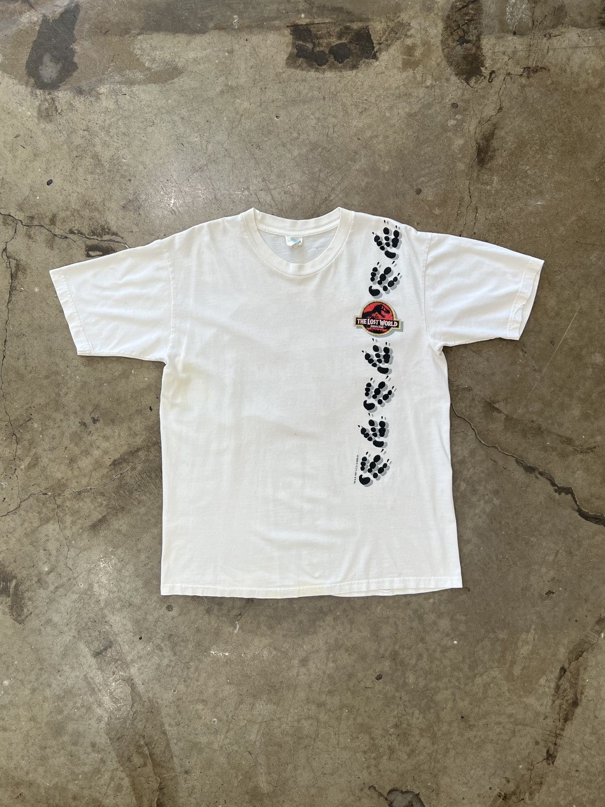 Vintage Vintage 1997 Jurassic Park Lost World Movie Tee Large Size US L / EU 52-54 / 3 - 5 Thumbnail