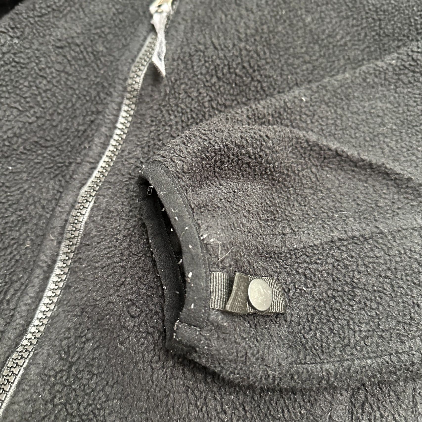 The North Face The North Face Jacket Small Black Polartec Fleece Full Zip Pocket Outdoor Womens Size S / US 4 / IT 40 - 6 Thumbnail