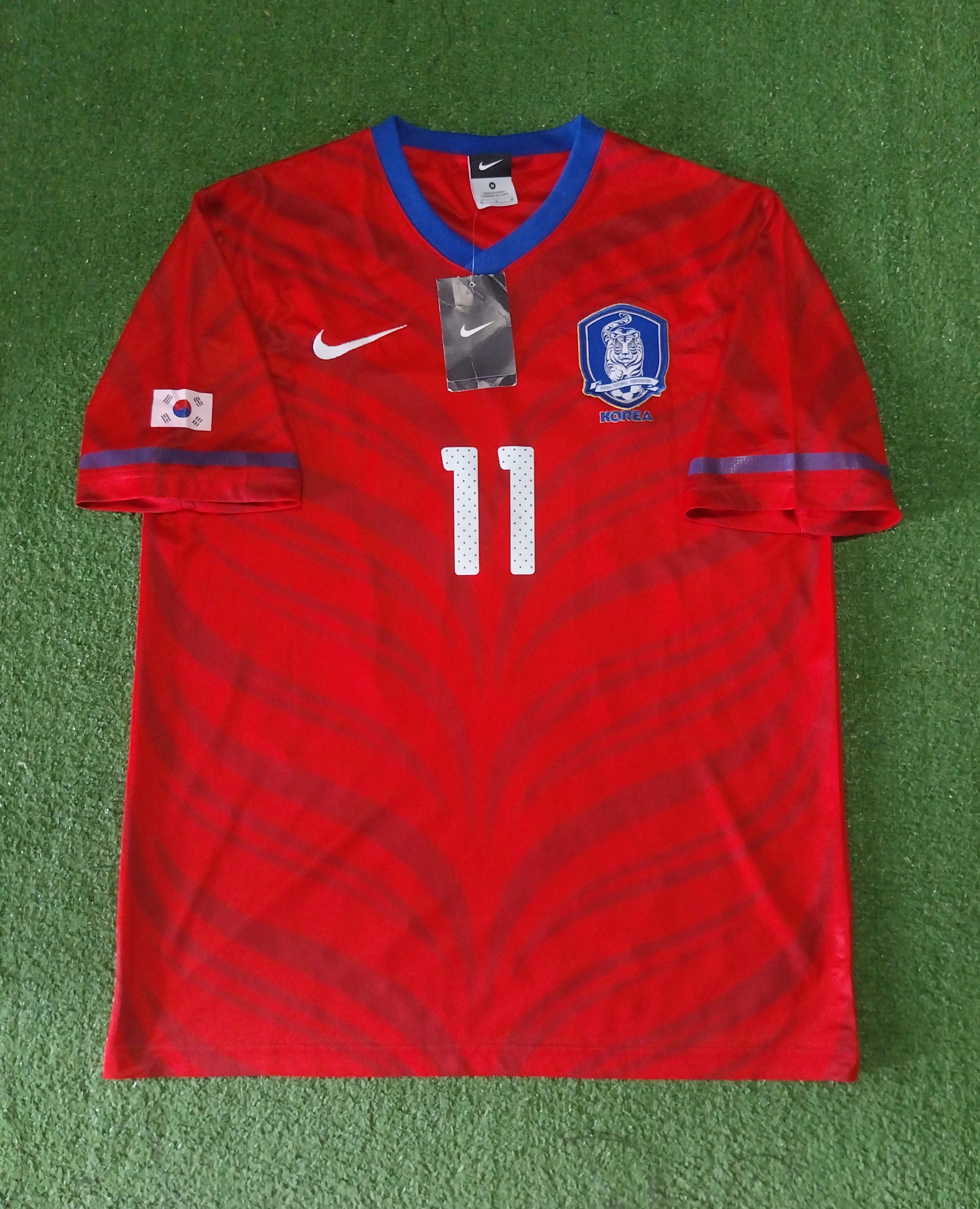 image of Nike x Soccer Jersey South Korea 2010/2011 Son Heung Min Jersey Football in Red, Men's (Size Medium