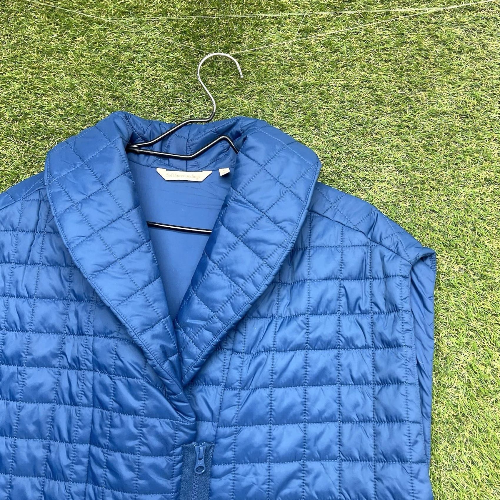 Soft Surroundings Soft Surroundings Vest Womens XL Full Zip Quilted Puffer Shawl Neck Blue Solid Lightweight Winter Fall Spring Jacket/Coat Womens XL Vest Size XL / US 12-14 / IT 48-50 - 3 Thumbnail