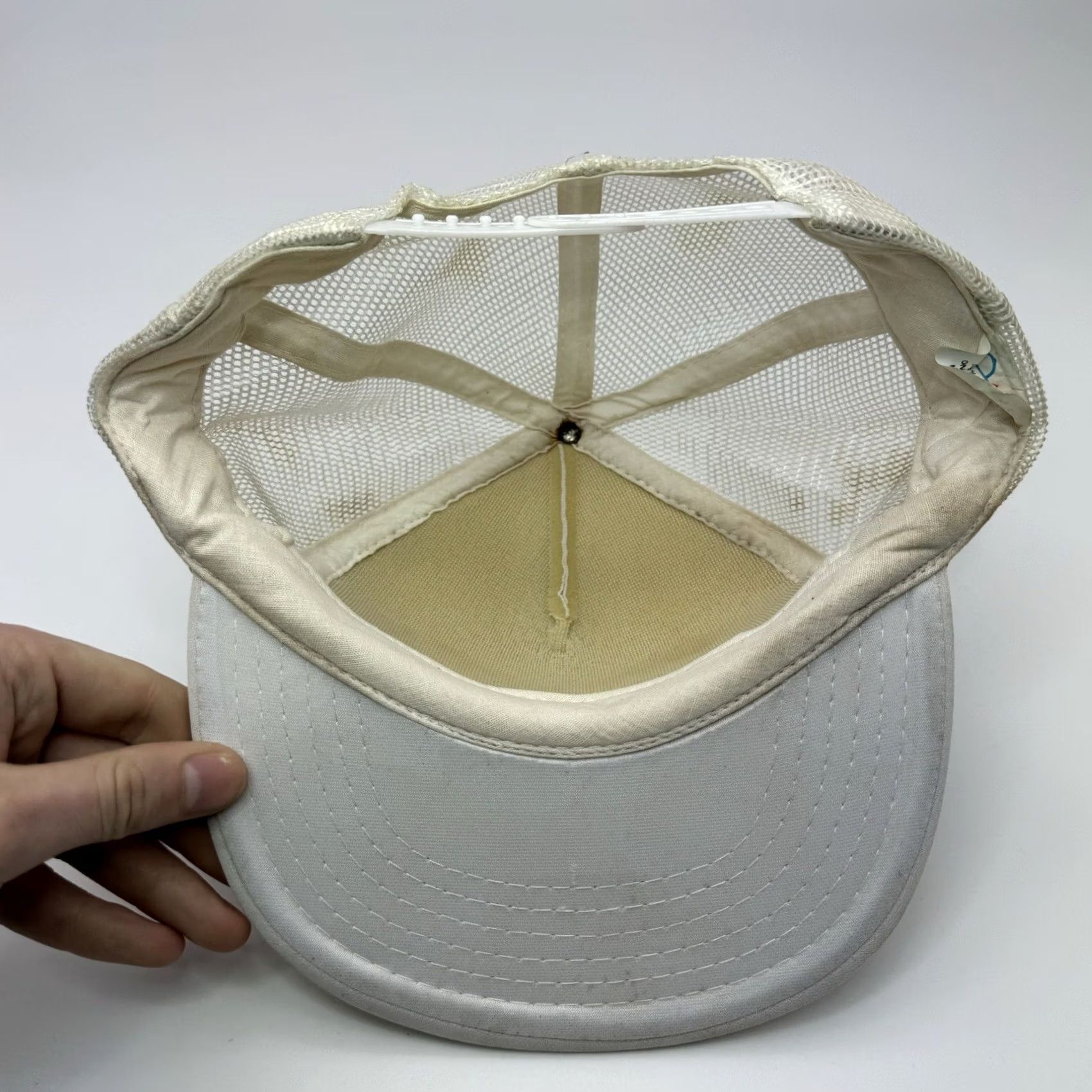 Vintage VINTAGE IRAQ CAFE BAR GET BOMBED BAGHDAD FUNNY SNAPBACK FOAM TRUCKER MILITARY HAT 90S Size ONE SIZE - 7 Thumbnail