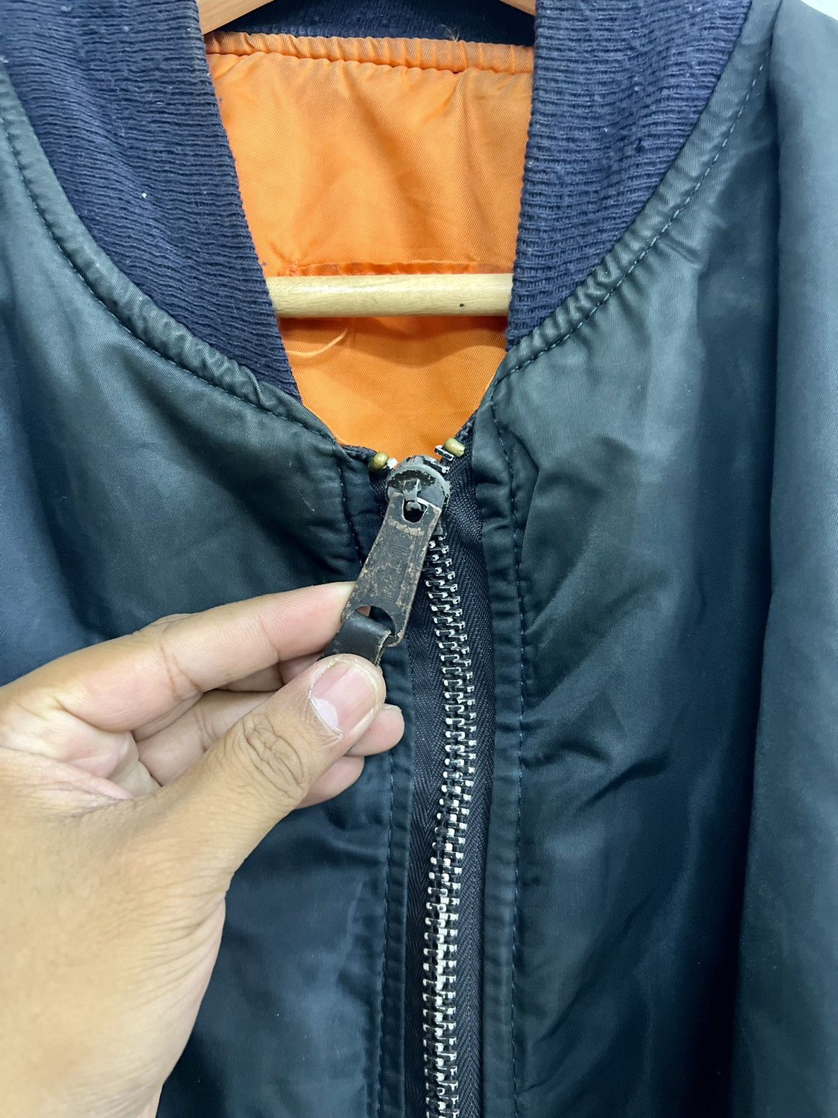 Alpha Industries × Vintage VINTAGE ALPHA INDUSTRIES MA-1 REVERSIBLE BOMBER JACKET Size US L / EU 52-54 / 3 - 11 Thumbnail