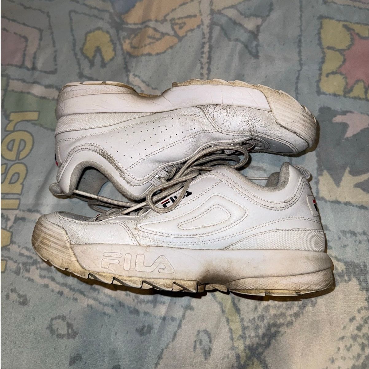 Fila Fila White Athletic Shoes - Stylish & Comfortable Size US 10 / IT 40 - 1 Thumbnail