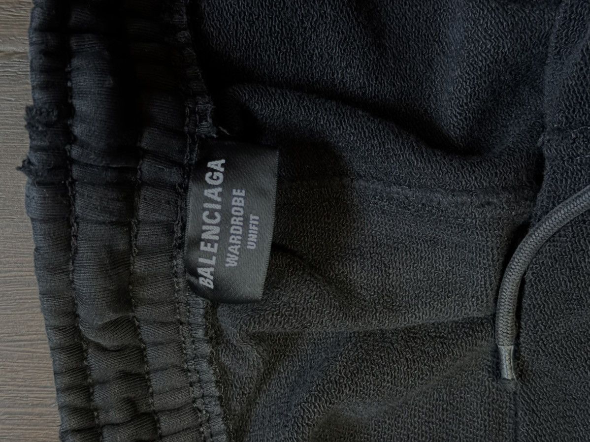 Balenciaga Balenciaga Campaign Sweats Size US 32 / EU 48 - 3 Thumbnail