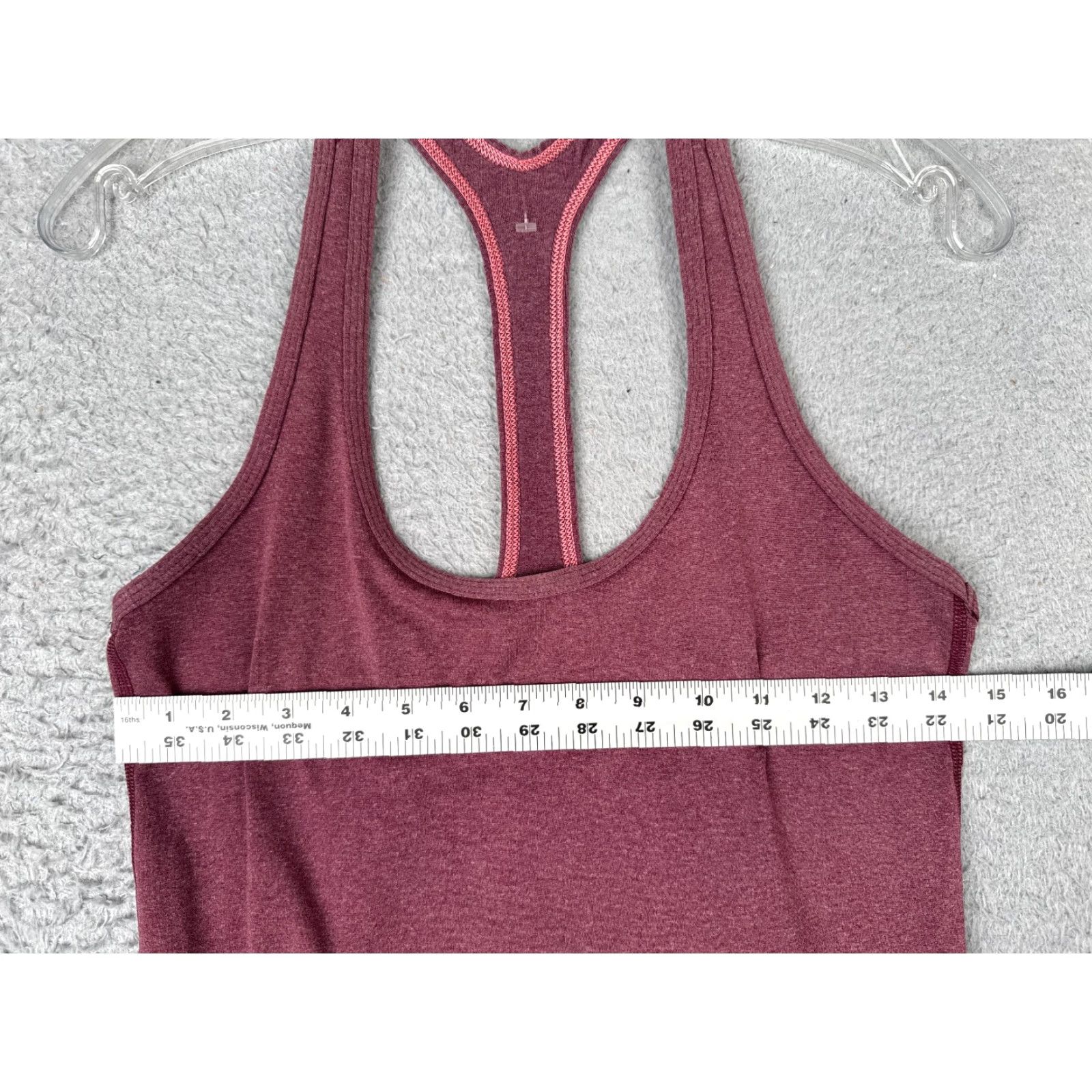 The North Face The North Face Women's Shirt Tank Purple Medium Sleeveless Racerback Scoop Neck Polyester Jersey Lightweight Casual Workwear Gym Shirt Size M / US 6-8 / IT 42-44 - 7 Thumbnail