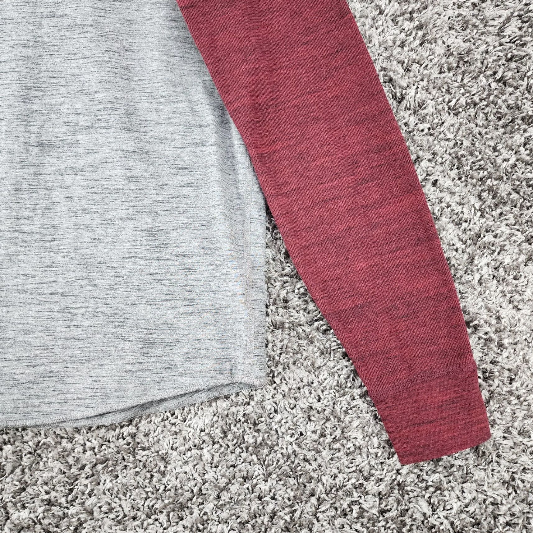 American Eagle Outfitters American Eagle Mens Shirt Long Sleeve Tee Size M Heathered Gray Red Mens Size US M / EU 48-50 / 2 - 2 Thumbnail