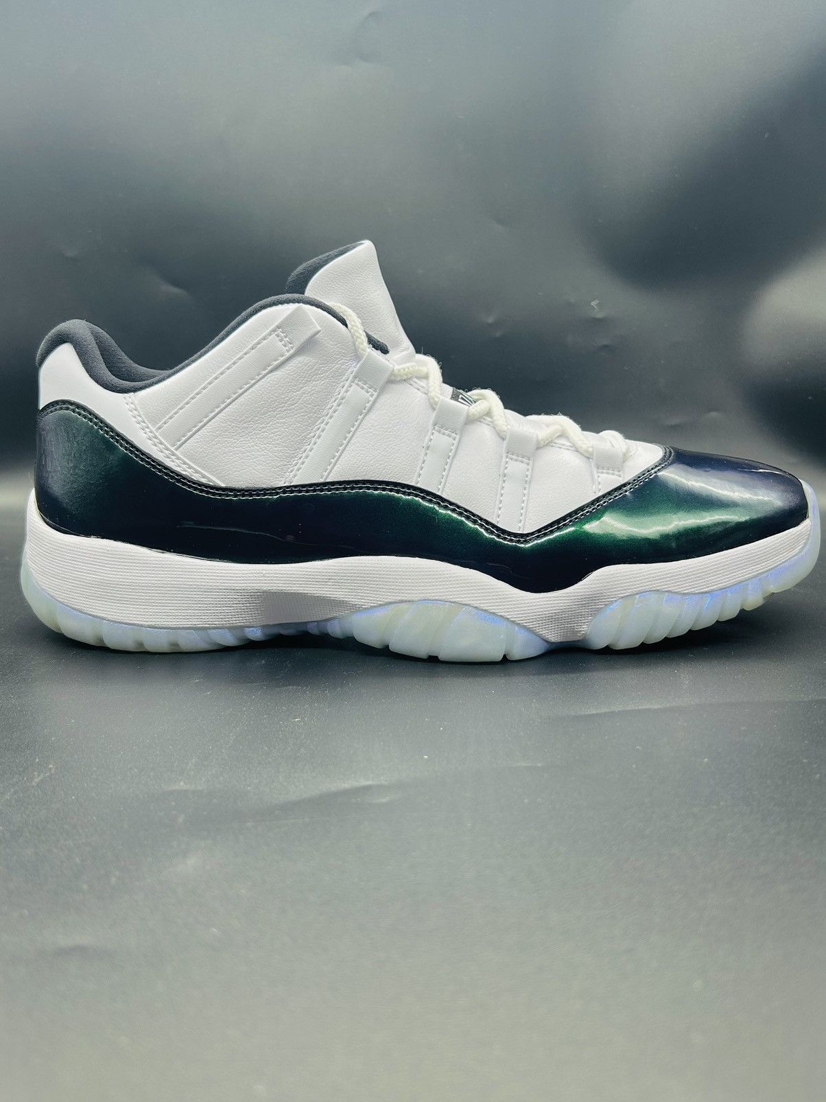Jordan Brand Size 13 - Air Jordan 11 Retro Low Emerald ‘2018’ Size US 13 / EU 46 - 1 Thumbnail