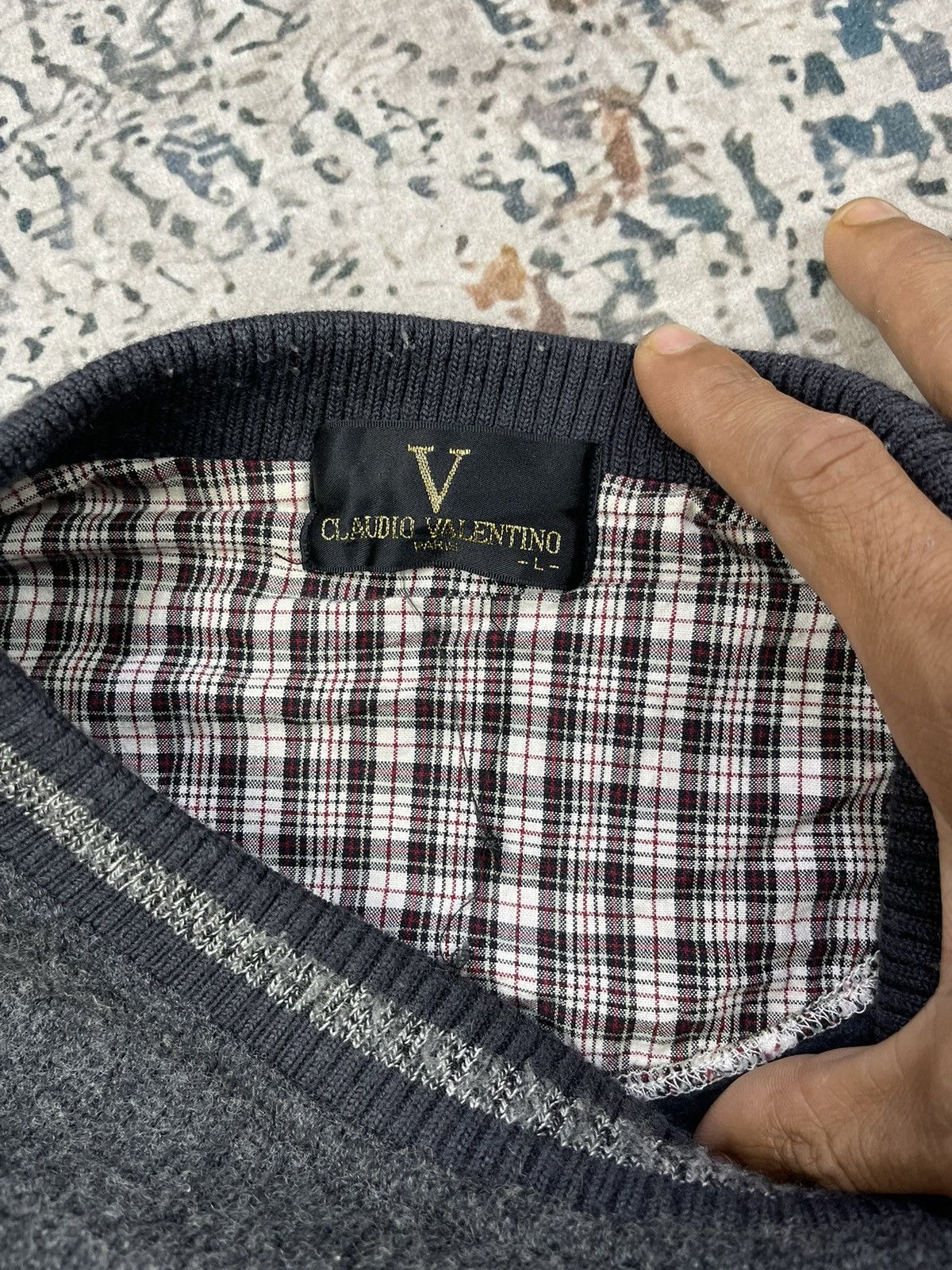 Valentino Claudia Valentino Centre Embroidered Sweater Size US M / EU 48-50 / 2 - 12 Thumbnail