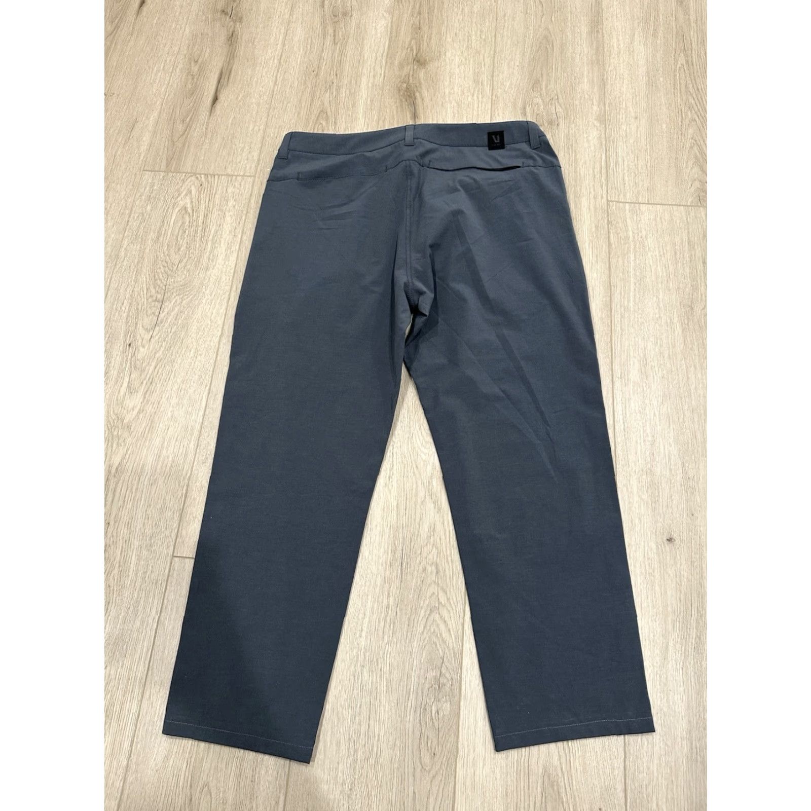 Vuori Vuori Pant Chino Mens 33x25.5 Gray Stretch Regular Lightweight 90s? No Vintage. Size US 33 - 6 Thumbnail