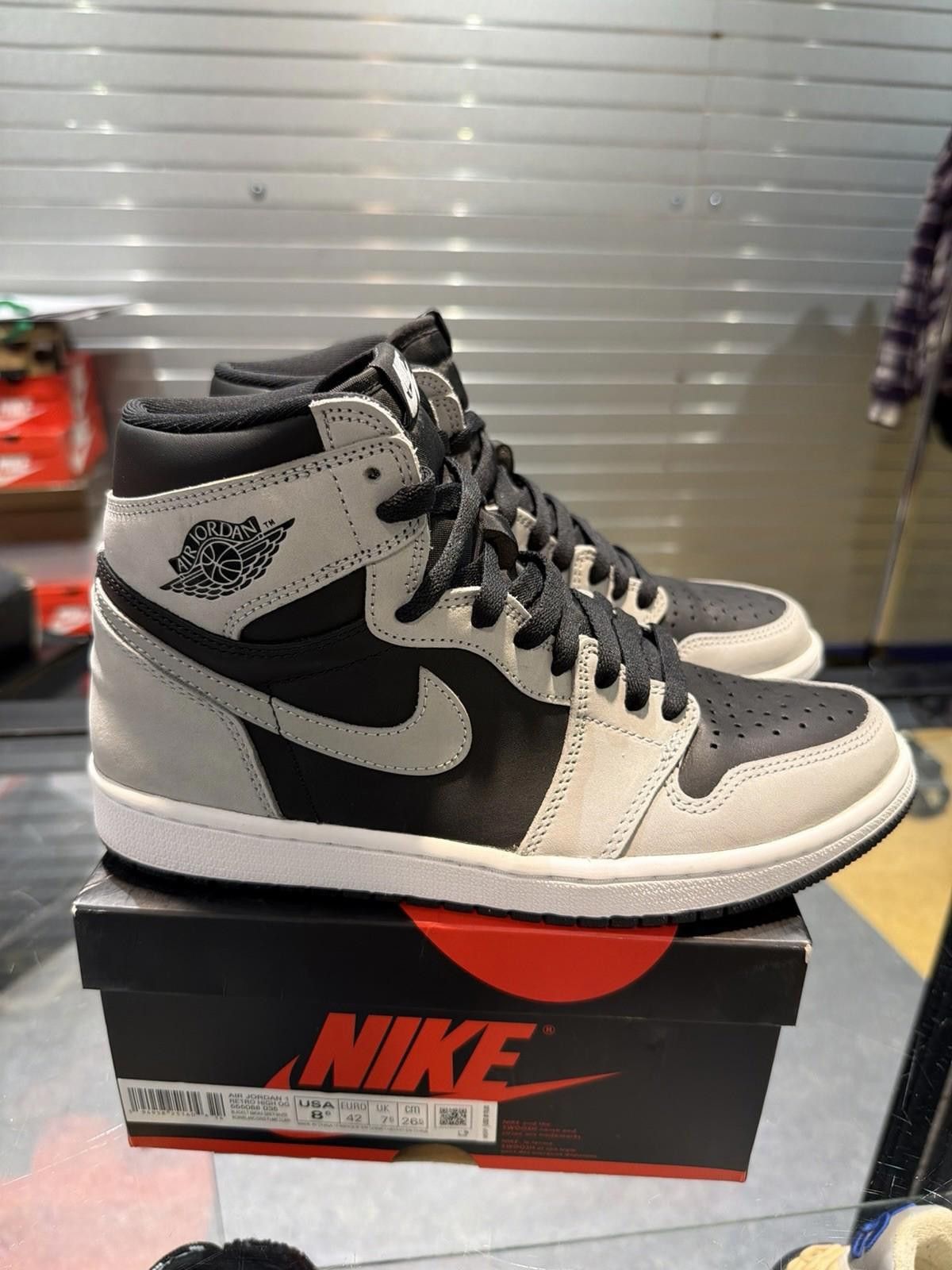 Jordan Brand Size 8.5 - Jordan 1 Retro OG High Shadow 2.0 (555088 035) Size US 8.5 / EU 41-42 - 1 Thumbnail