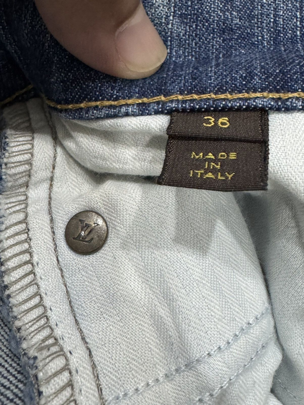 Louis Vuitton vintage LV jeans made in Italy Size US 29 - 16 Thumbnail