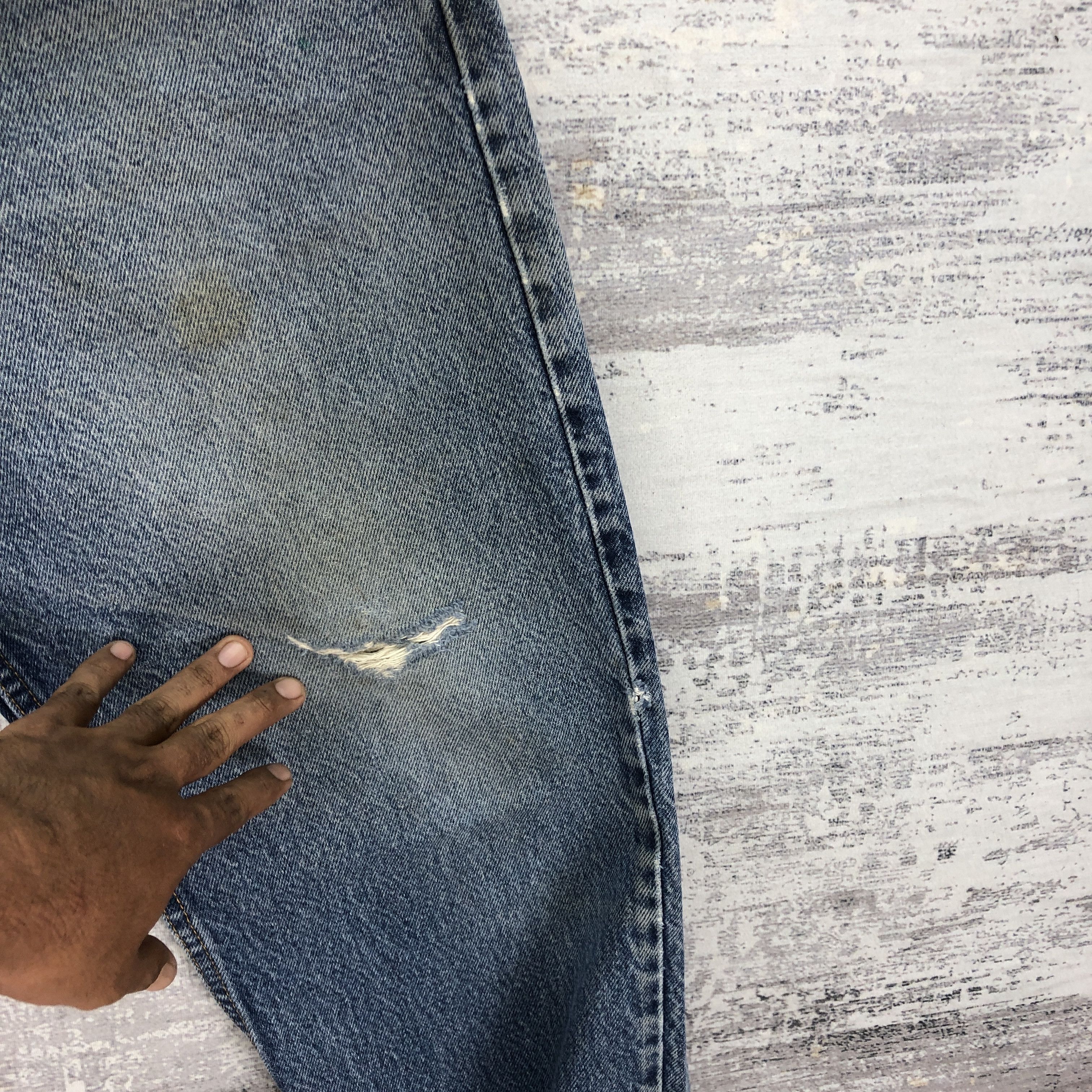 Levi's × Vintage Vintage Levis 550 Faded Jeans Levi's Ripped Stonewash Denim Size US 30 / EU 46 - 12 Thumbnail