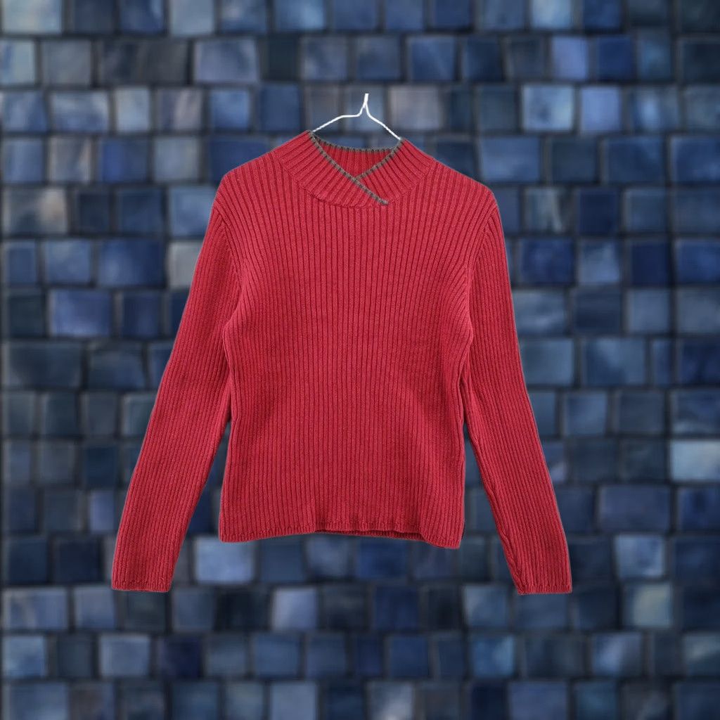 Vintage Woolrich Women's Long Sleeve Ruby Red Pullover Sweater Cotton Knit SZ M Regular Pullover Women Ruby Red Woolrich Shirt? Size M / US 6-8 / IT 42-44 - 1 Thumbnail