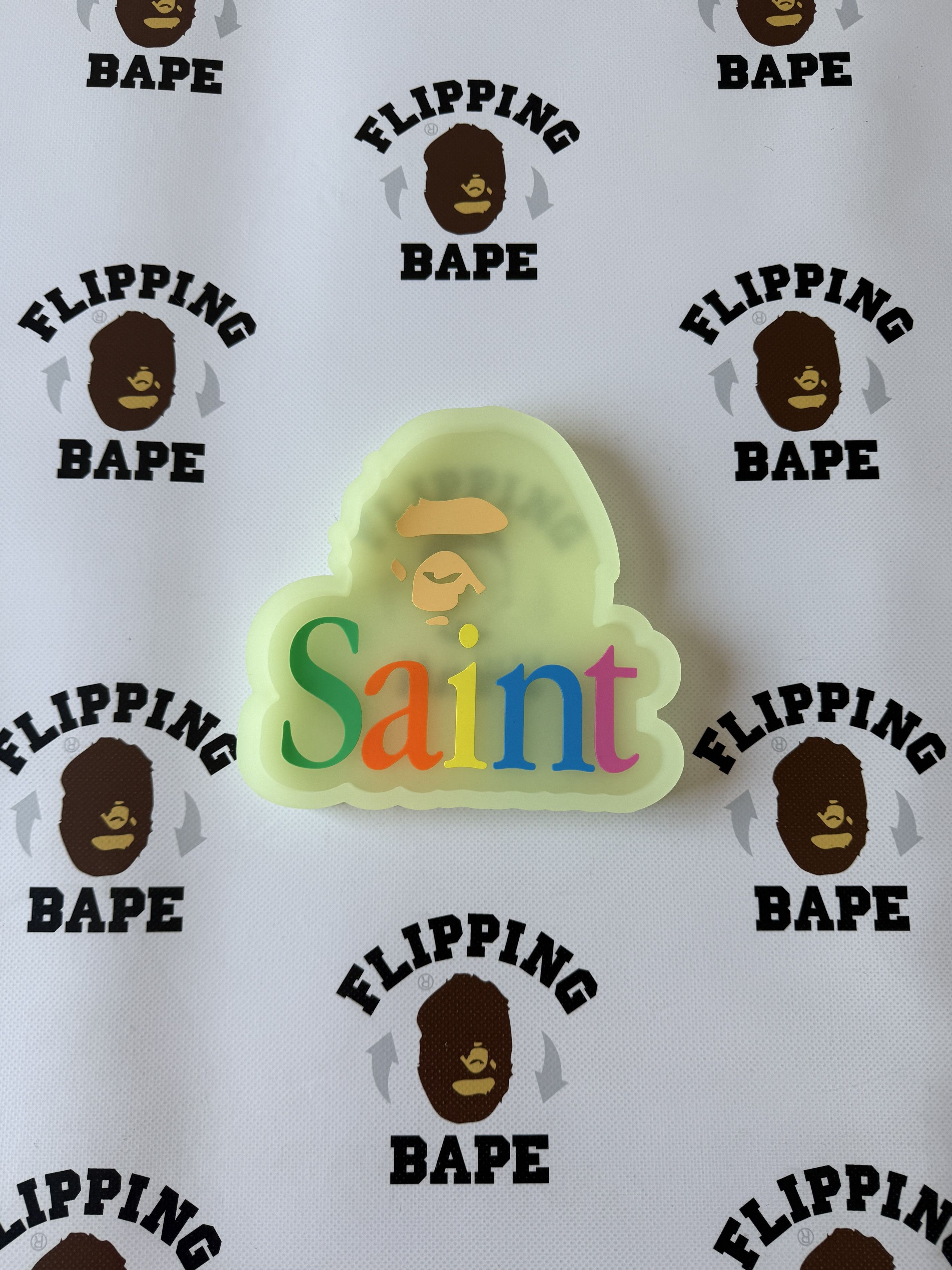 Bape × Saint Michael BAPE X SAINT MXXXXXX GLOW IN THE DARK TRAY Size ONE SIZE - 2 Thumbnail