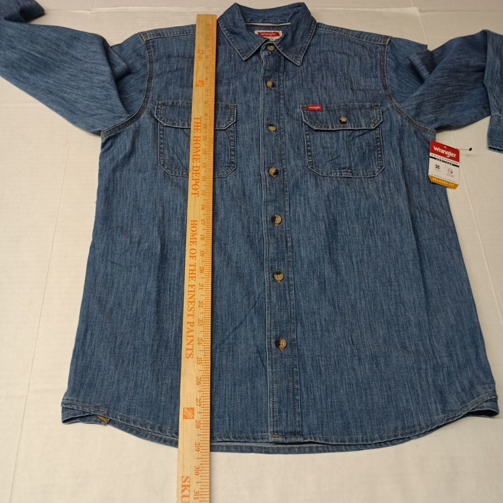 Wrangler Wrangler Big Men's Relaxed Fit Woven Shirt Size S Blue Size US S / EU 44-46 / 1 - 7 Thumbnail