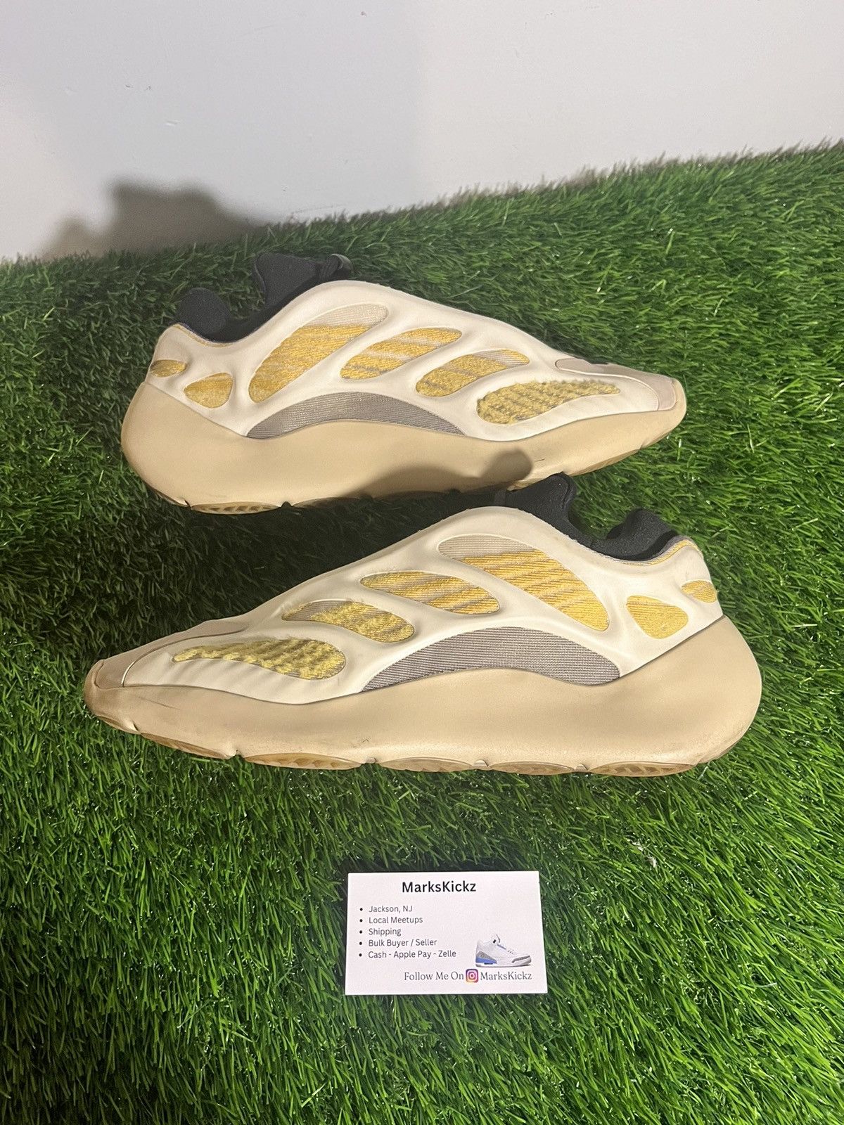 Adidas × Kanye West × Yeezy yeezy 700 v3 safflower size 10.5 Size US 10.5 / EU 43-44 - 5 Thumbnail