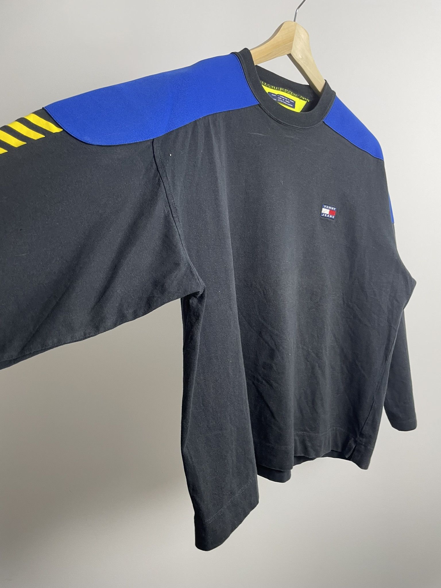Tommy Hilfiger Vintage 1980's/90's Tommy Hilfiger Long Sleeve Size US L / EU 52-54 / 3 - 10 Thumbnail