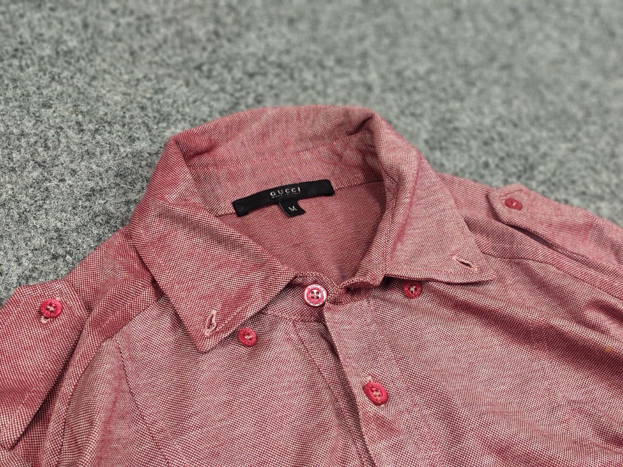 Gucci Vintage '08 Gucci glossy red 1/4 button Long sleeve Shirt Size M / US 6-8 / IT 42-44 - 9 Thumbnail