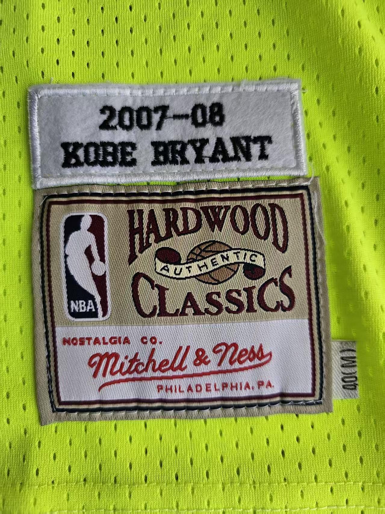 NBA 2007 08 Los Angeles Lakers #24 Kobe Bryant Jersey Green Size US M / EU 48-50 / 2 - 3 Thumbnail