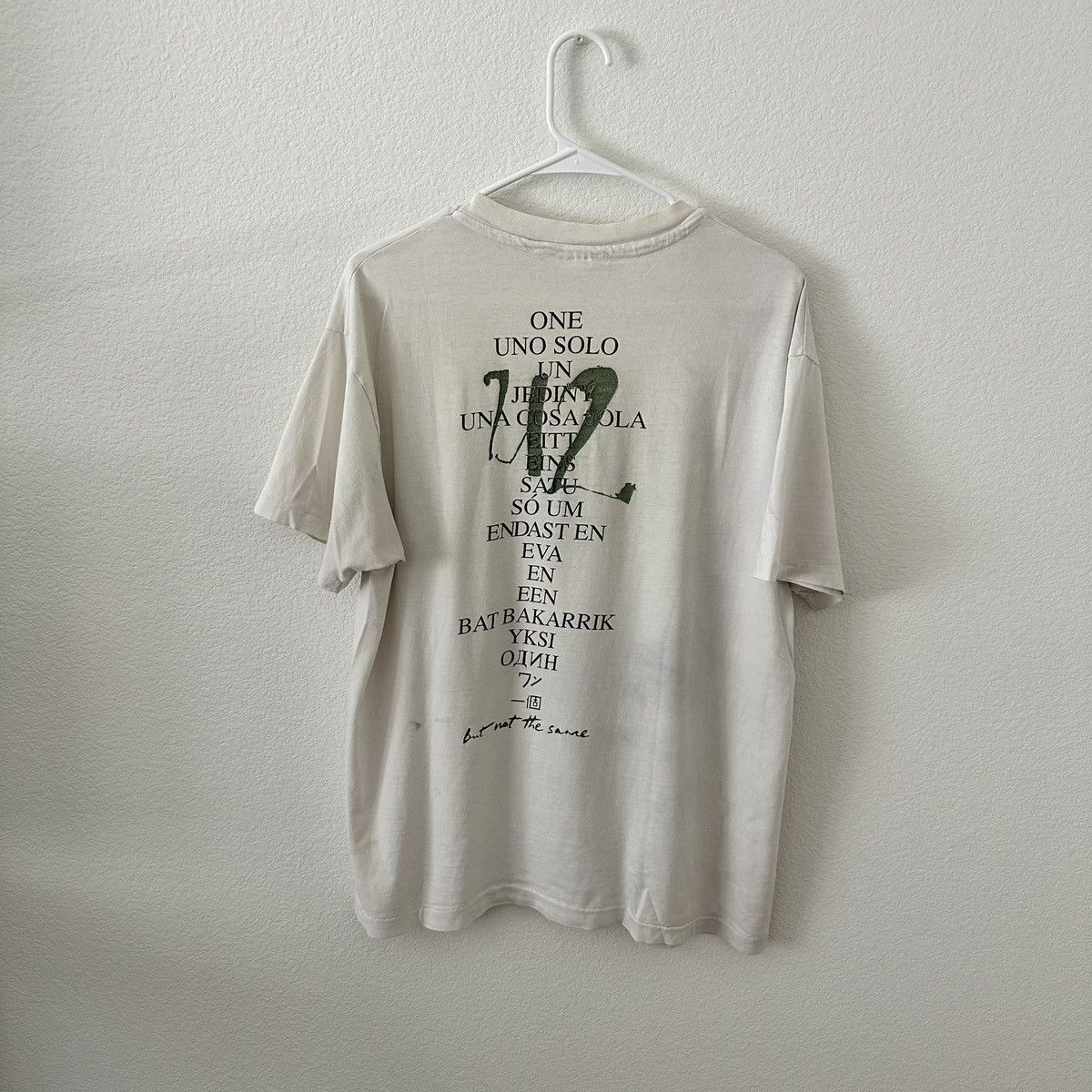 Hanes × Vintage VINTAGE 1991 U2 ‘Smell the Flowers While You Can’ SHIRT Size US L / EU 52-54 / 3 - 5 Thumbnail