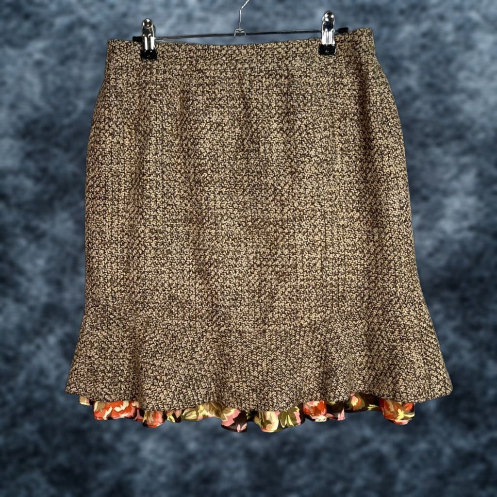 Ann Taylor VINTAGE Ann Taylor LOFT Petite 6P Womens Wool Blend Mini Skirt with Floral Hem Brown Lined Size 28" / US 6 / IT 42 - 1 Thumbnail