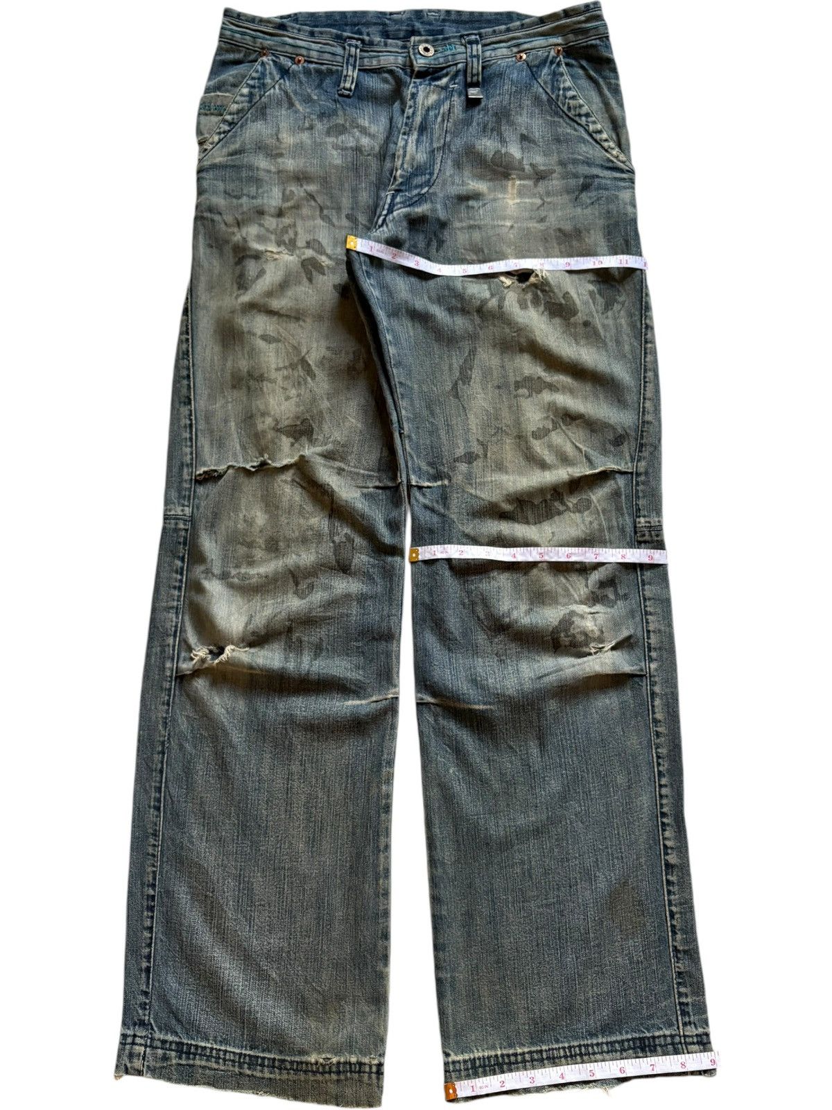 Japanese Brand Vintage Japanese Brand Mud Wash Distressed Baggy Jeans Size US 31 - 14 Thumbnail