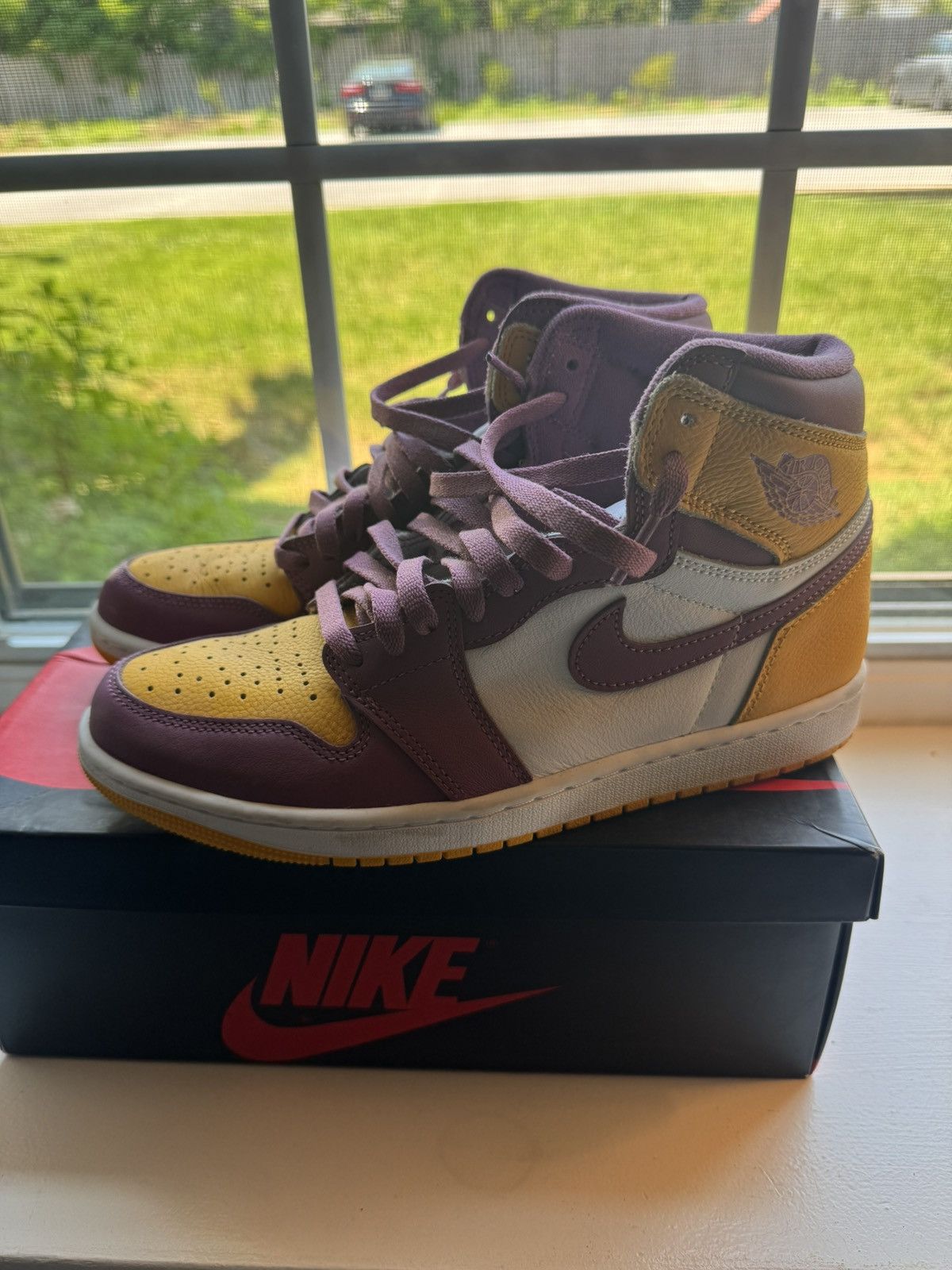 Jordan Brand Jordan 1 Brotherhood Size US 8.5 / EU 41-42 - 2 Thumbnail