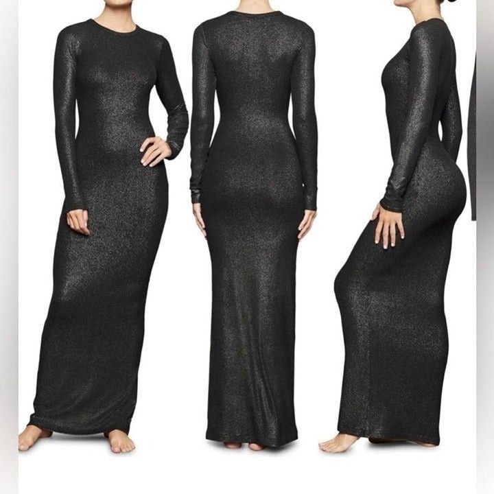 image of Skims Soft Lounge Shimmer Crew Neck Long Sleeve Maxi Dress I in Onyx Foil Black, Women's (Size Medi