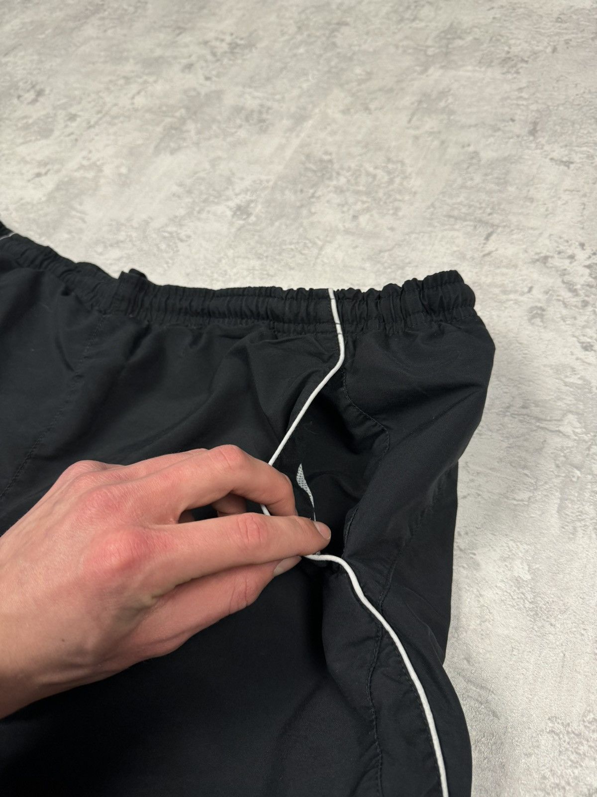 Nike Vintage Nike Y2K Shorts Size XL Size US 37 - 5 Thumbnail