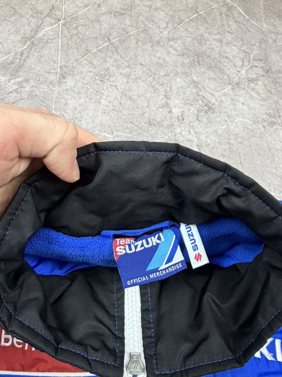 Formula 1 Suzuki GSXR Tyco TAS Racing Blue Motorcycle Fleece Vest Size US M / EU 48-50 / 2 - 3 Thumbnail