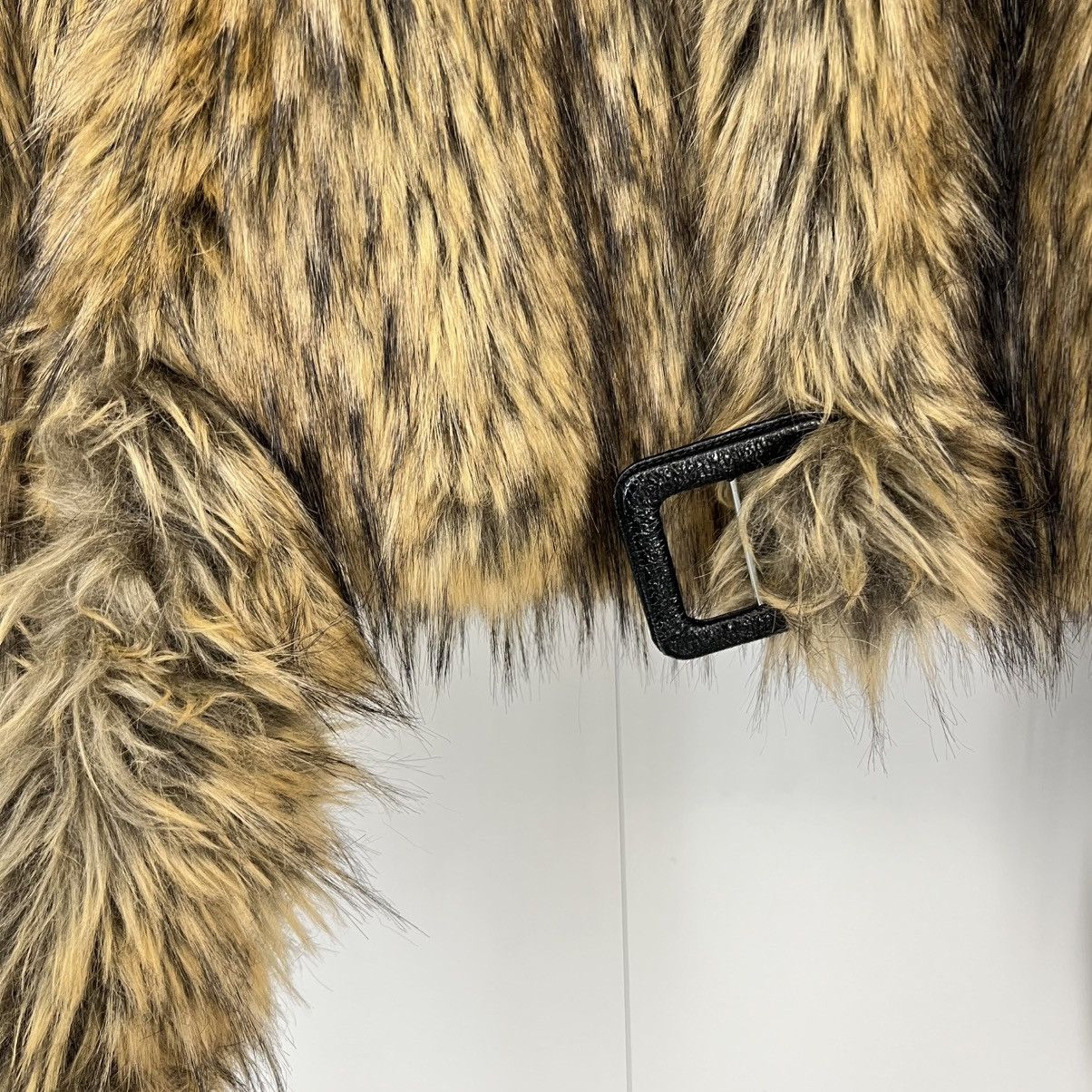 Saint Laurent Paris Saint Laurent Oversized Faux Fur Coat Size US M / EU 48-50 / 2 - 5 Thumbnail