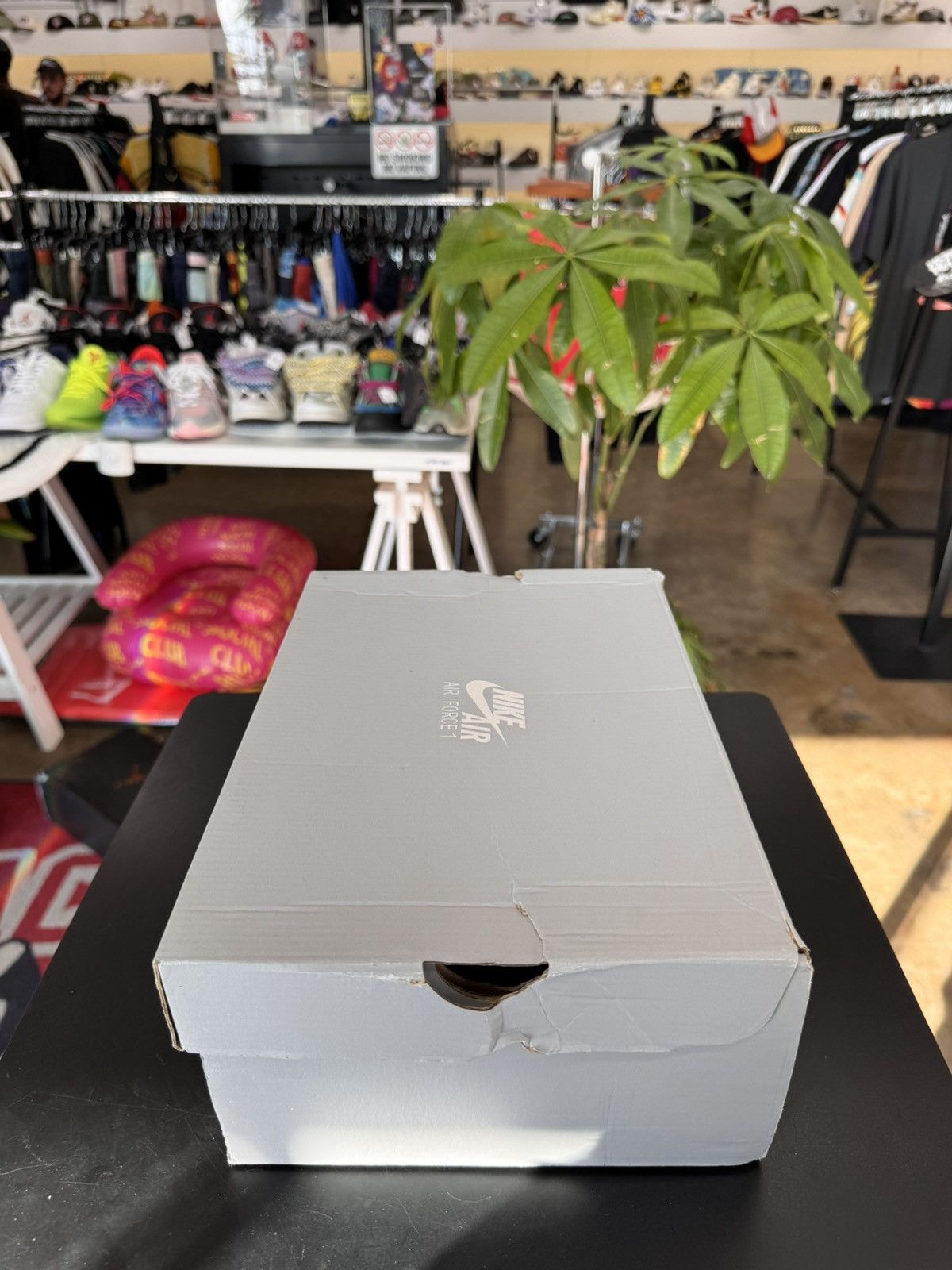 Jordan Brand Air Jordan 13 White Obsidian Powder Blue Size 7Y (2021) Size US 7 / EU 40 - 14 Thumbnail