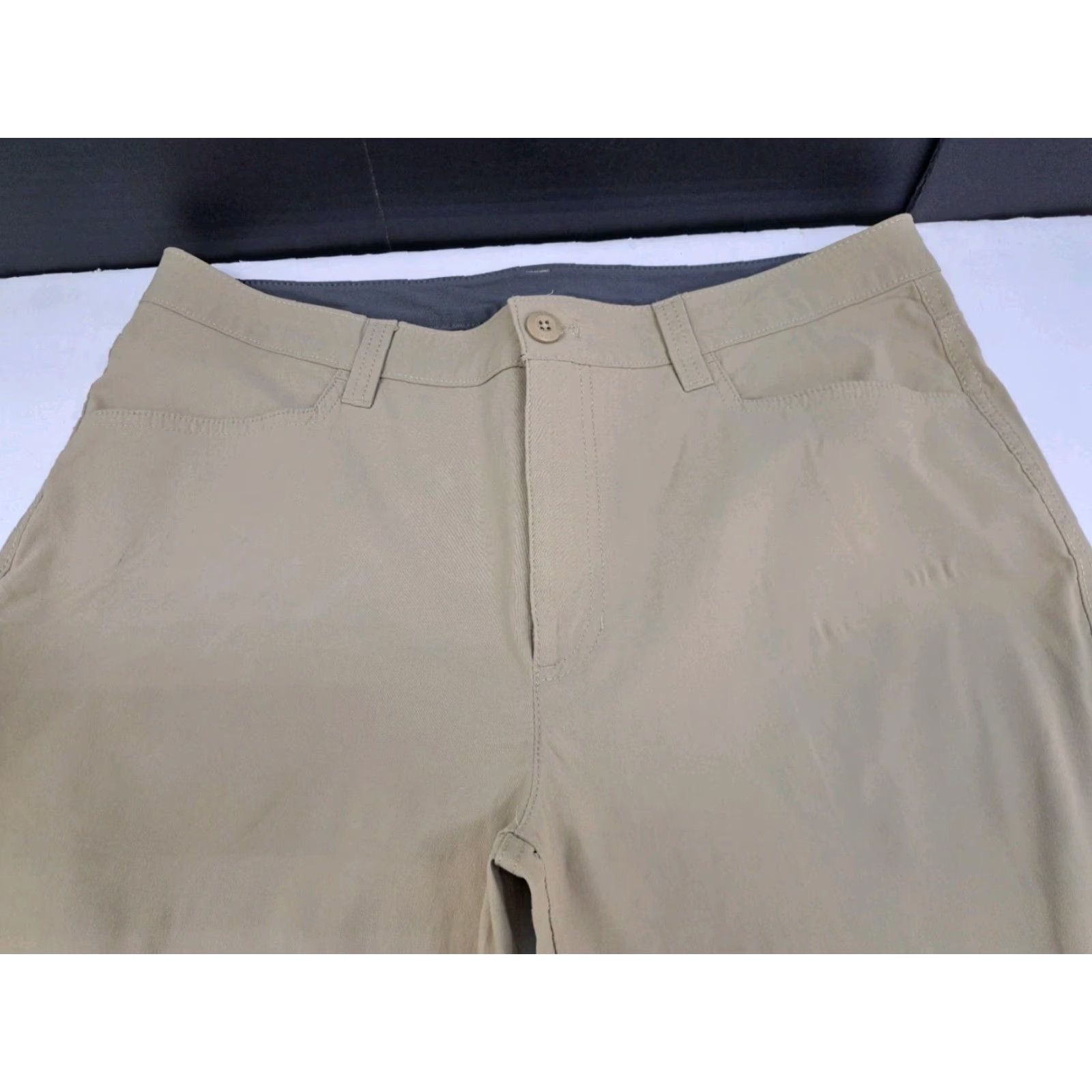 Eddie Bauer Eddie Bauer Mens Beige Tech Pants Size 34/32 Nylon Blend Side Zip Pocket 7079 Chino Straight Inseam 32 Regular Mens Size US 34 / EU 50 - 4 Thumbnail