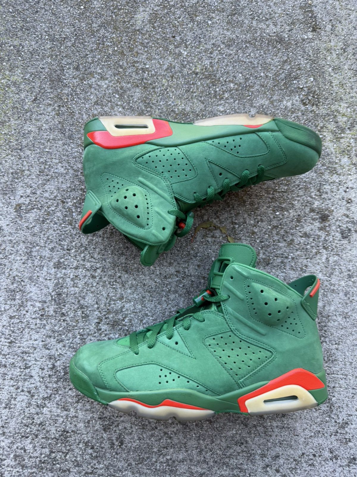 Jordan Brand Jordan 6 Gatorade Size US 11 / EU 44 - 1 Thumbnail