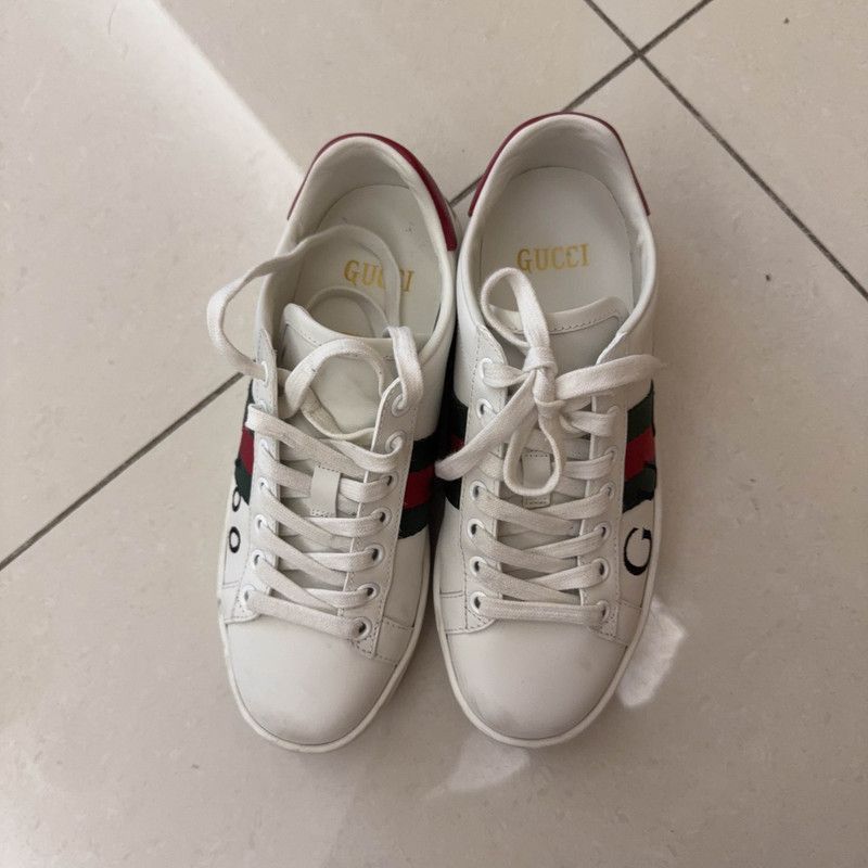 Gucci Gucci ACE Leather Sneakers with Red Green Webbing Size US 4 / IT 34 - 2 Thumbnail