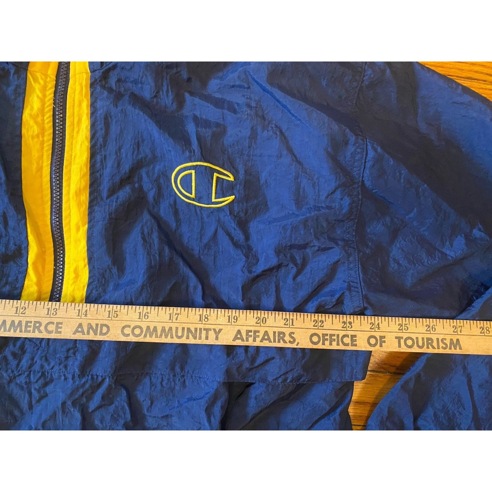 Champion VTG Champion Jacket Adult L Blue Pockets Spell Logo Vented Size US L / EU 52-54 / 3 - 7 Thumbnail