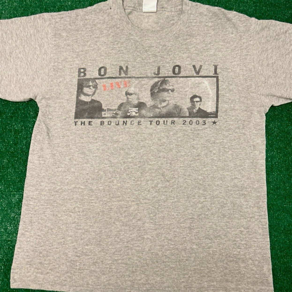 Vintage VINTAGE Bon Jovi Bounce World Tour 2003 VTG Band Tee Shirt Mens Medium Gray 90s Rock Band Mens Size US M / EU 48-50 / 2 - 4 Thumbnail