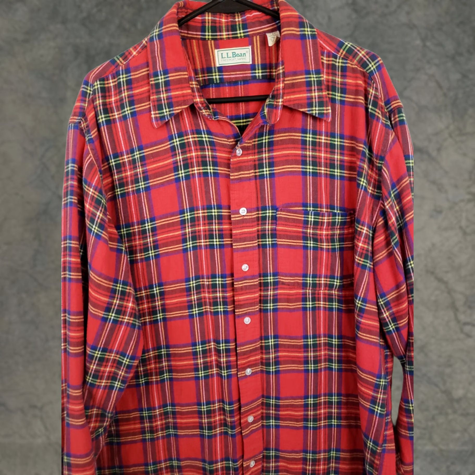 Vintage LL Bean Flannel Shirt Mens XLT Red Tartan Plaid Long Sleeve Button Up Button-Up Casual Outdoor All Seasons Mens XLT Red Flagstone Plaid (LL Bean) Size US XL / EU 56 / 4 - 1 Thumbnail