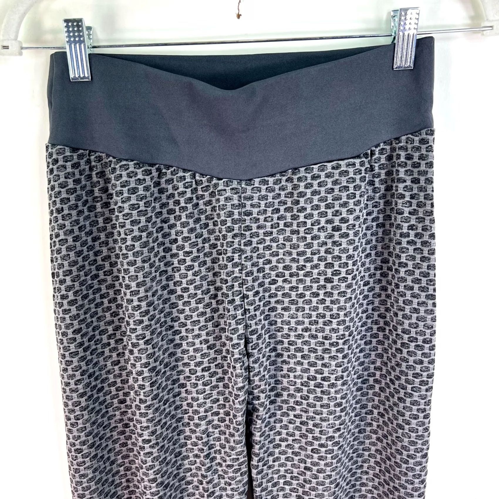 Vintage Women Leggings SZ XL Anti-Cellulite High Waist Push Up Yoga Pants Butt Lift Gray Size 40" / US 18 - 2 Thumbnail