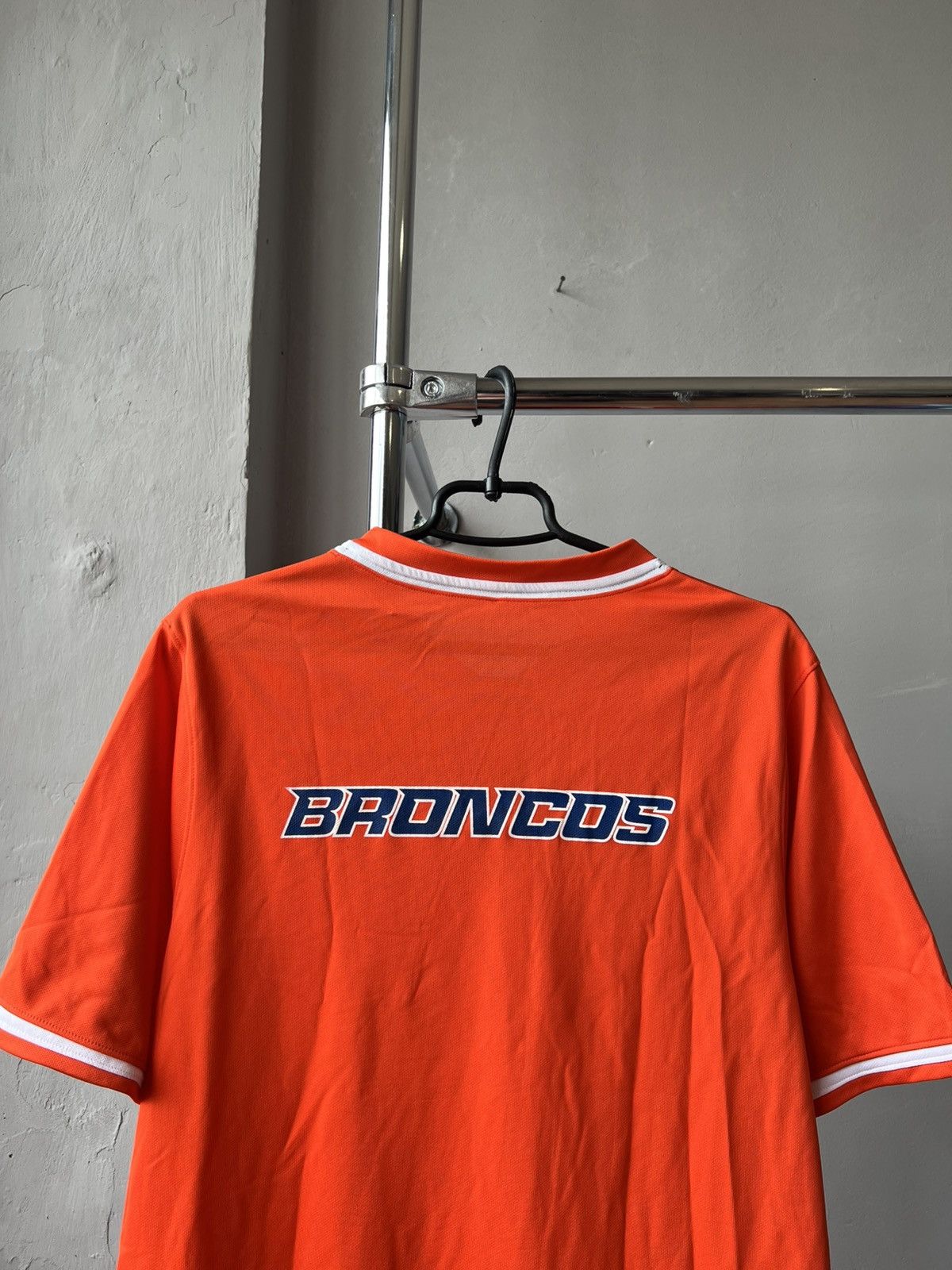 Nike NIKE BOISE STATE BRONCOS BASEBALL JERSEY SHIRT MEN’S NWT NEW Size US M / EU 48-50 / 2 - 16 Thumbnail
