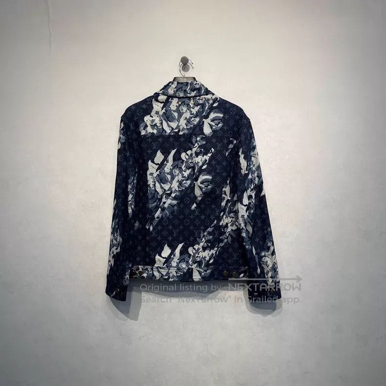 Louis Vuitton Louis Vuitton Floral logo denim jacket Size US M / EU 48-50 / 2 - 2 Thumbnail