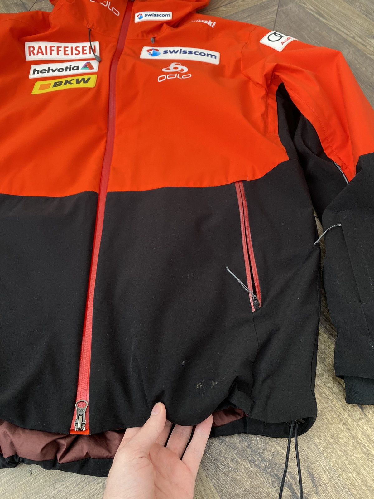 Odlo × Vintage Vintage Odlo Swiss Ski Team red Jacket Size US L / EU 52-54 / 3 - 9 Thumbnail