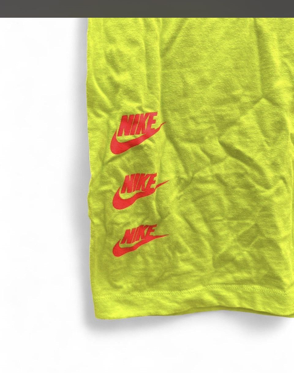 Nike Nike Men’s Short-Sleeve AIR Graphic Tee - Neon Yellow Size US L / EU 52-54 / 3 - 5 Thumbnail