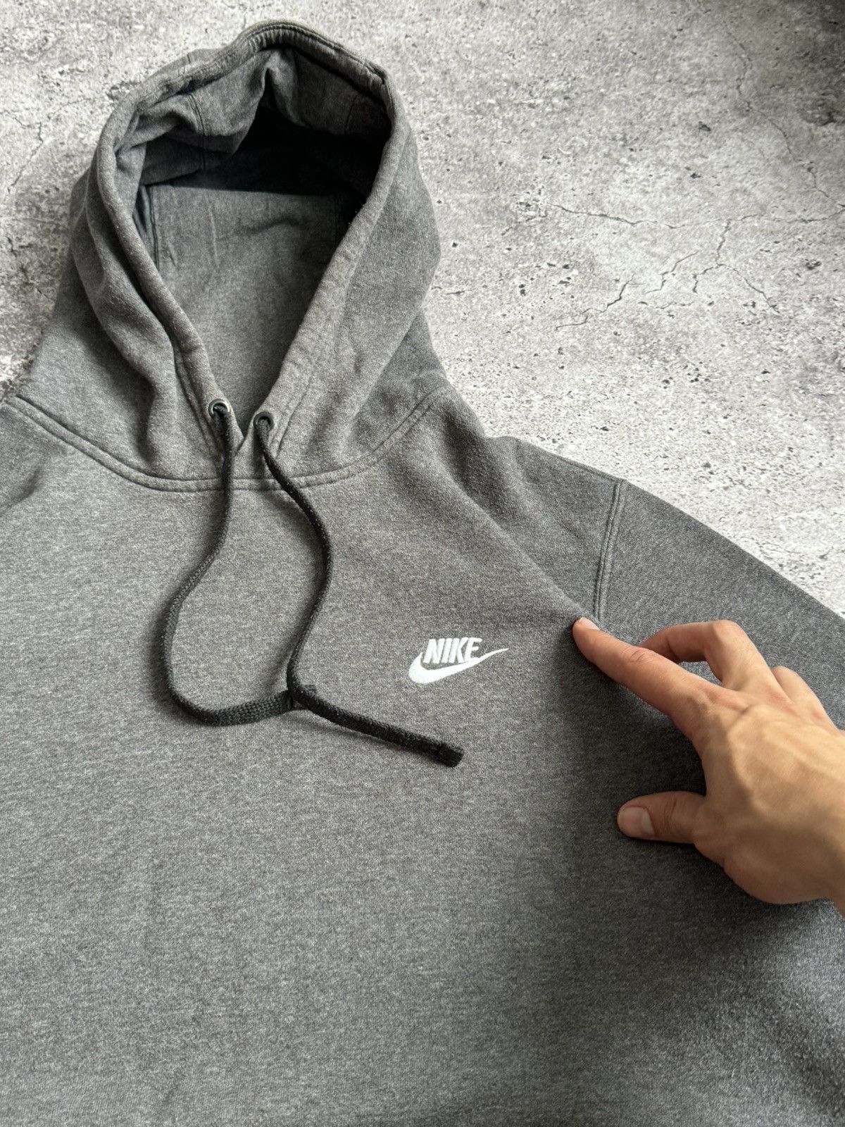 Nike × Vintage Vintage Nike Y2K oversized distressed hoodie Size US L / EU 52-54 / 3 - 8 Thumbnail
