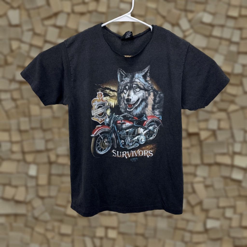 Harley Davidson VINTAGE Harley-Davidson 3D Emblem 1989 Survivors Wolf Motorcycle T Shirt Large Men Black Size US L / EU 52-54 / 3 - 1 Thumbnail