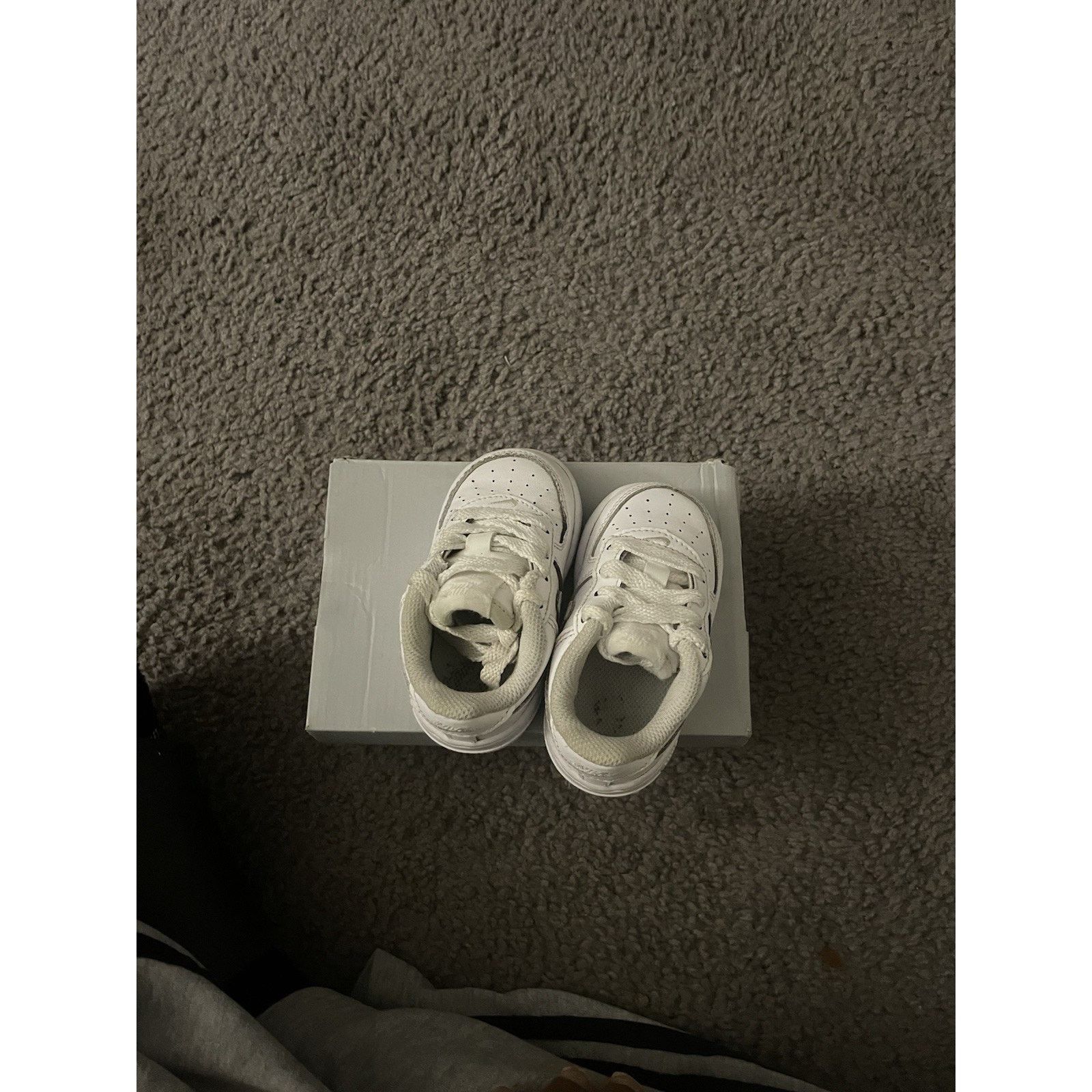 Nike Size 4c-Infant Nike Air Force 1 Low TD Triple White Shoes Size US 5 / EU 37 - 4 Thumbnail