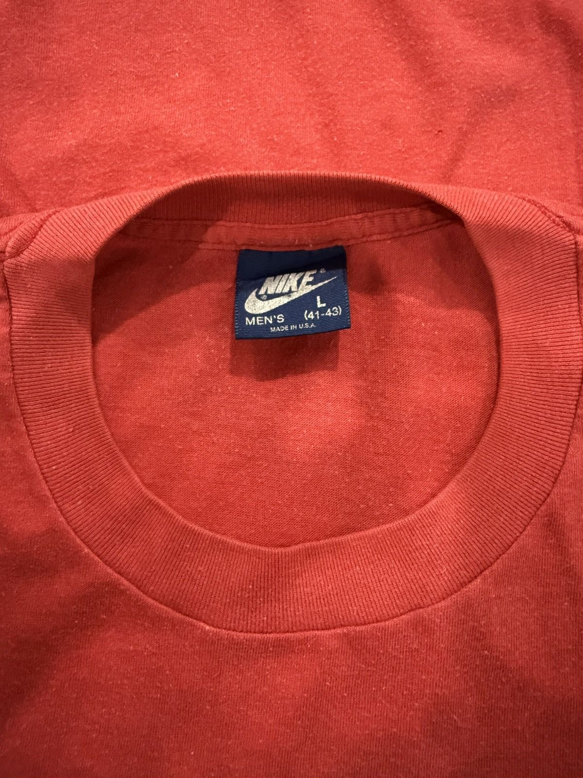 Nike vintage nike swoosh 80s tshirts Size US L / EU 52-54 / 3 - 5 Thumbnail